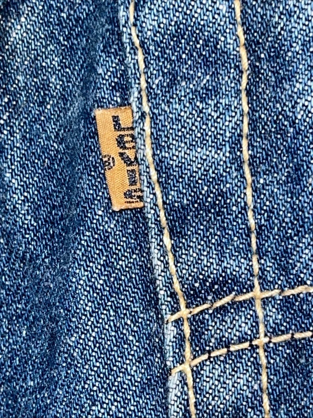 Vintage Levi’s Barrel Leg Cut Off Capri Mom Jeans High Waist Denim Women’s 9